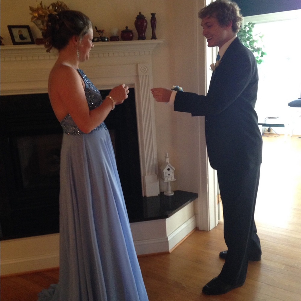 Prom Dress - Picture 3 of 4